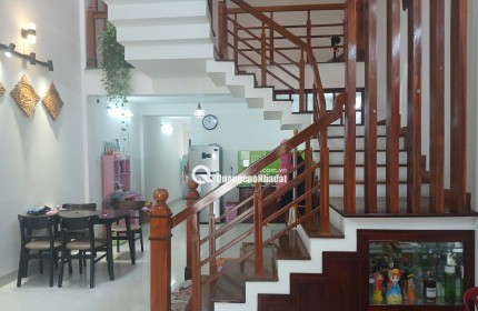 Bán nhà 2,5 tầng đường Hồ Sỹ Dương -  thông Nguyễn Phước Tần