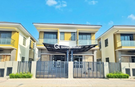 CHỈ 6.8 TỶ CÓ NGAY CĂN BIỆT THỰ 250M2 VIEW SUỐI TRONG KCN VSIP 2, LH:0937995558.
