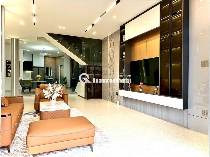 Siêu phẩm 3 tầng 3 mê đường Nguyễn Hữu Thọ - Hải Châu -Tp ĐN