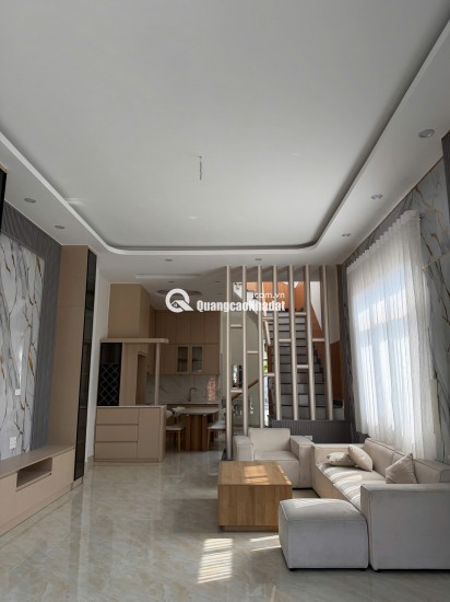 Bán nhà khu dân cư Vsip3 Tân Uyên Bình Dương 1 trệt 1 lầu 3PN 3WC - đường nhựa 12m