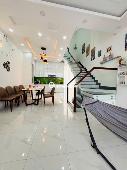 BÁN NHÀ KDC GIA HÒA BÌNH HƯNG, GẦN CÁC TRƯỜNG ĐẠI HỌC, 100M2, 3 TẦNG, GIÁ 5,99TỶ