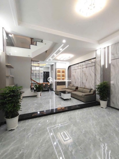 Bán nhà 3 lầu giá 1ty790, sổ hồng riêng, khu nhà phố sang trọng