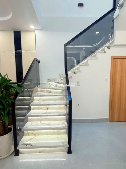 SIÊU PHẨM HẺM XE Ô TÔ NẰM NGAY HƯƠNG LỘ 2, CÓ PHÒNG TRỆT, GIÁ NHỈNH 6,x TỶ. LH:0922146536