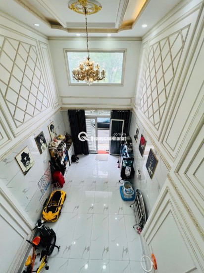  BÁN NHÀ 5 TẦNG ĐƯỜNG AN DƯƠNG VƯƠNG ( 56m2 ) HẺM XE TẢI ĐỐI DIỆN CÔNG VIÊN . Giá nhỉnh nhẹ 7 Tỷ