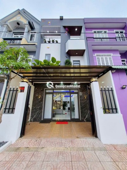 BÁN NHÀ KĐT 5 SAO CÁCH CHỢ BÌNH CHÁNH CHỈ 2KM (5,5 X 15) CHỈ 4.5 TỶ. LH:0908815596