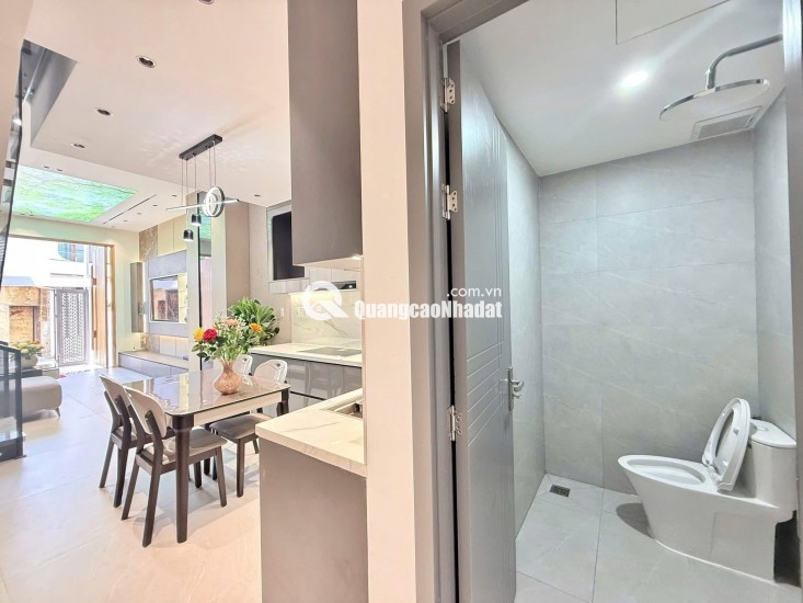 Bán nhà 3 tầng 3 mê kiệt Ô TÔ Tôn Đức Thắng - FULL nội thất Y hình