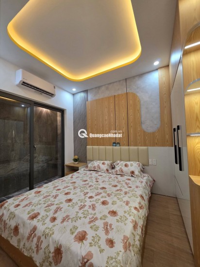 Bán nhà 3 tầng 3 mê Ô TÔ vào tận nhà Tôn Đức Thắng - FULL nội thất mới keng