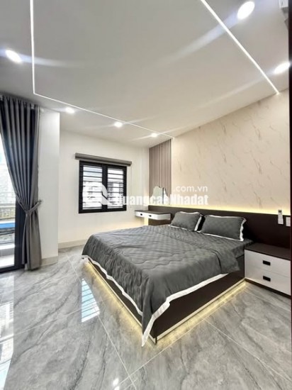 NHÀ MỚI TẶNG FULL NỘI THẤT Ở NGAY DTSD 290M2 CHỈ NHỈNH 5 TỶ