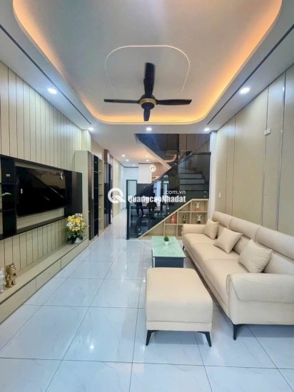 Nhà Chính Chủ Hồ Văn Cống 120m², Sân Trước Ô Tô, Sân Sau 10m, Giá Chỉ 2Tỷ1