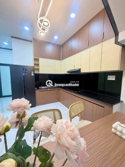 Nhà Chính Chủ Hồ Văn Cống 120m², Sân Trước Ô Tô, Sân Sau 10m, Giá Chỉ 2Tỷ1