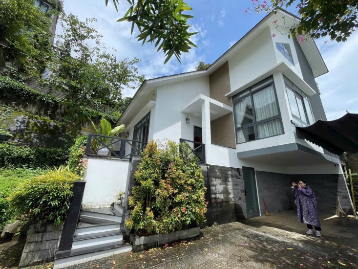 Cần tiền ra gấp lô đất 160m2 La Beaute Rừng Thông RẺ 30% !!
