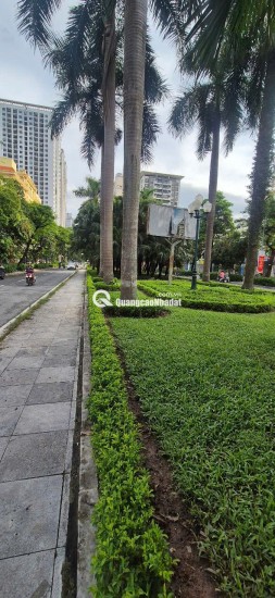 Chính chủ bán nhà mặt phố Nguyễn Cơ Thạch 45mv SĐCC LH:0969148973.