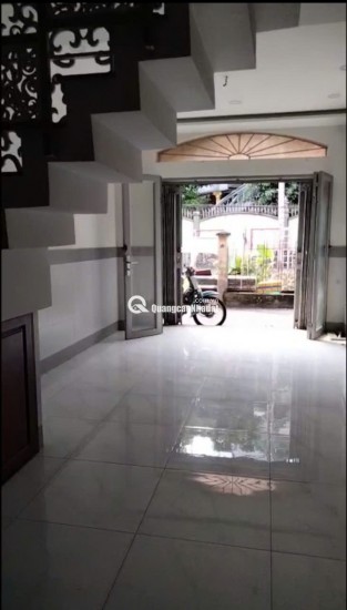 CHO THUÊ NHÀ NGUYÊN CĂN 1 LẦU MT ĐƯỜNG RAY XE LỬA PHÚ NHUẬN LH:0707569412