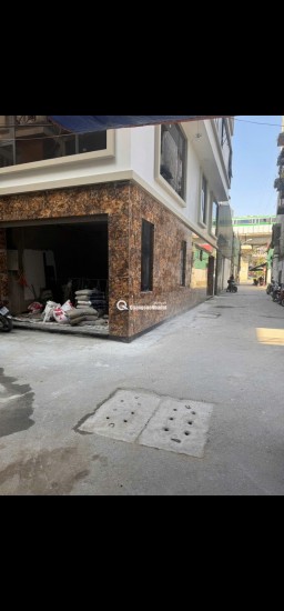 BÁN NHÀ 7 TẦNG, GÓC 3 MẶT ĐƯỜNG, SỐ 4 NGÕ 521 NGUYỄN TRÃI. LH:0393111533 HOẶC 0934306688.