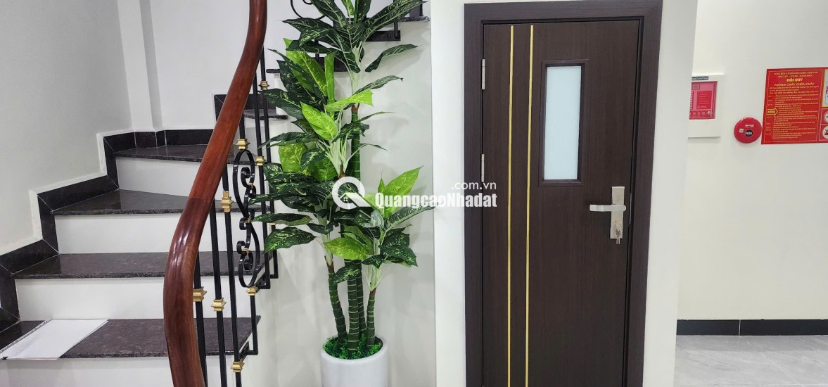 BÁN NHÀ 7 TẦNG, GÓC 3 MẶT ĐƯỜNG, SỐ 4 NGÕ 521 NGUYỄN TRÃI. LH:0393111533 HOẶC 0934306688.