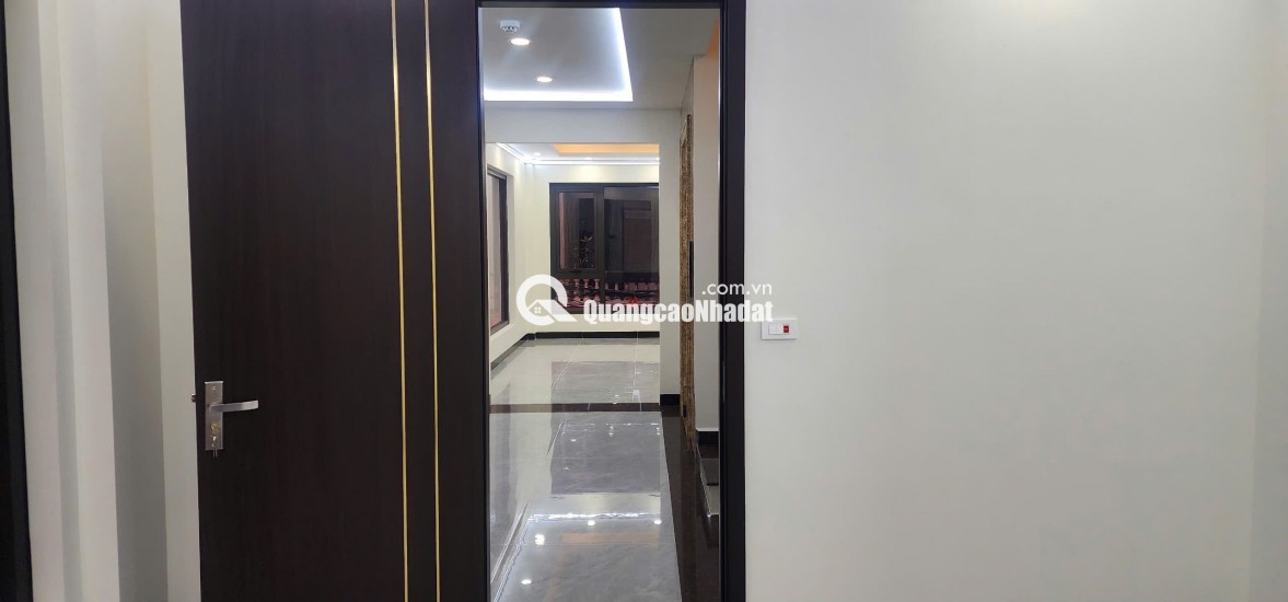 BÁN NHÀ 7 TẦNG, GÓC 3 MẶT ĐƯỜNG, SỐ 4 NGÕ 521 NGUYỄN TRÃI. LH:0393111533 HOẶC 0934306688.