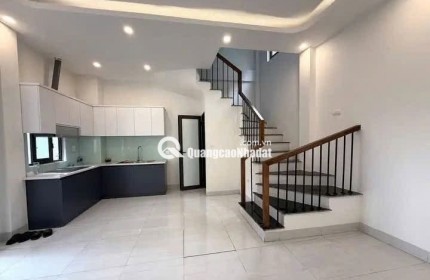  CHO THUÊ NHÀ NGUYÊN CĂN TẠI Ô CÁCH – 30M² x 5 TẦNG – 3PN  