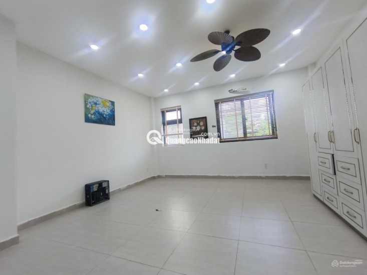 Bán nhà riêng 100m2 tại Bình Hưng, Hồ Chí Minh, đẹp, nhiều tiện ích chỉ 10,5 tỷ