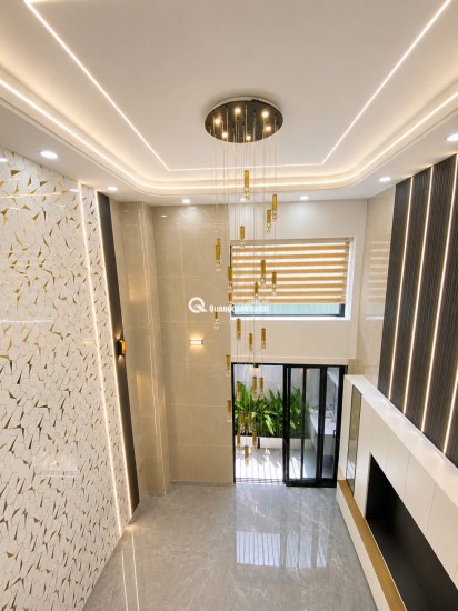 NHÀ ĐẸP BÌNH TÂN 5 TẦNG ĐẸP - HẺM XE TẢI - FULL NỘI THẤT
