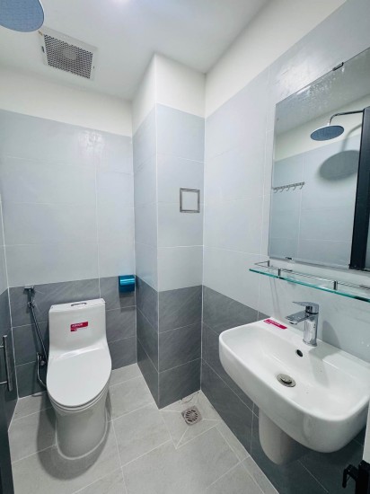 CHỦ GIẢM GẦN 1 TỶ – CHDV DÒNG TIỀN – XE HƠI VÀO NHÀ – XÔ VIẾT NGHỆ TĨNH – THÔNG CÔNG VIÊN TẦM VU