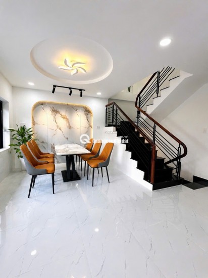 Nhà 3 Tầng mới đẹp - Ngang đẹp 8m sát mặt tiền Mã Lò - Đường Số 2 - Đường Số 4 HCM,BT 3 Tầng 1 trệt