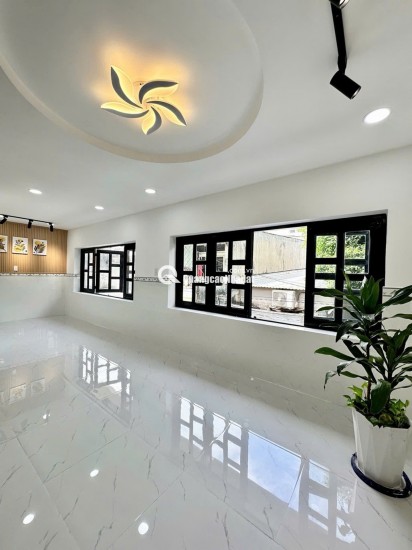 Nhà 3 Tầng mới đẹp - Ngang đẹp 8m sát mặt tiền Mã Lò - Đường Số 2 - Đường Số 4 HCM,BT 3 Tầng 1 trệt