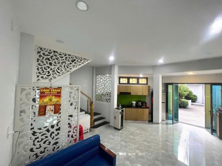 Bán nhà CMT8 31m2 4 lầu 7.3tỷ có TL