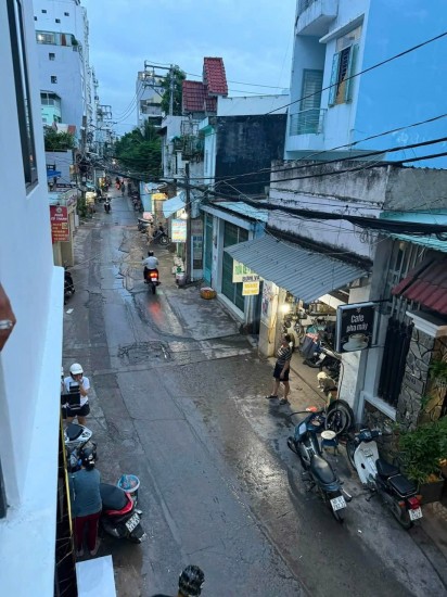 Bán Nhà MT hẻm Lâm Văn Bền hẻm oto giá 2tỷ1