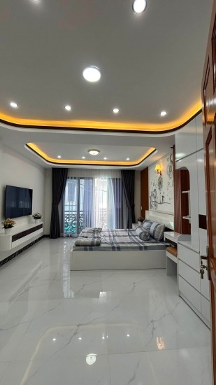 Bán nhà Trần Quang Diệu-Q3 4 lầu 36m2 10tỷ