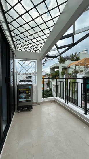 Bán nhà Trần Quang Diệu-Q3 4 lầu 36m2 10tỷ