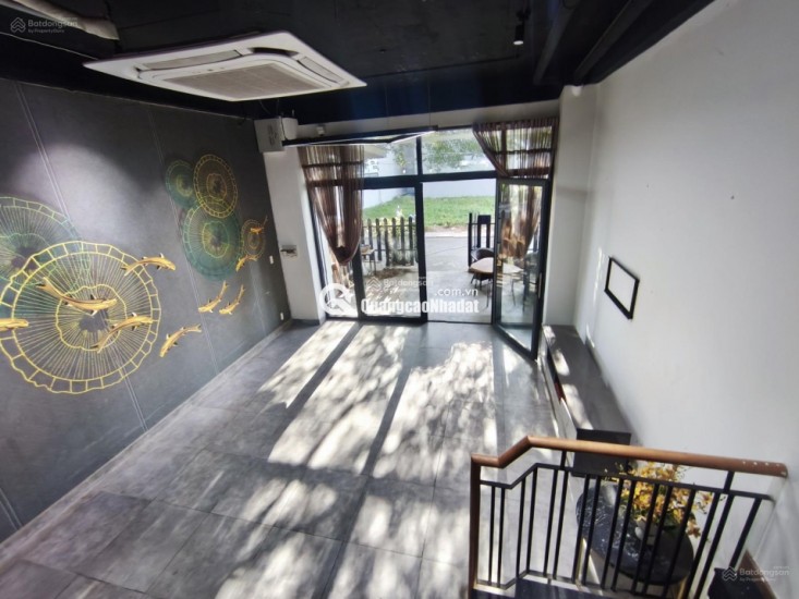 Bán nhà riêng 100m2 tại Bình Hưng, Hồ Chí Minh, đẹp, nhiều tiện ích chỉ 10,5 tỷ
