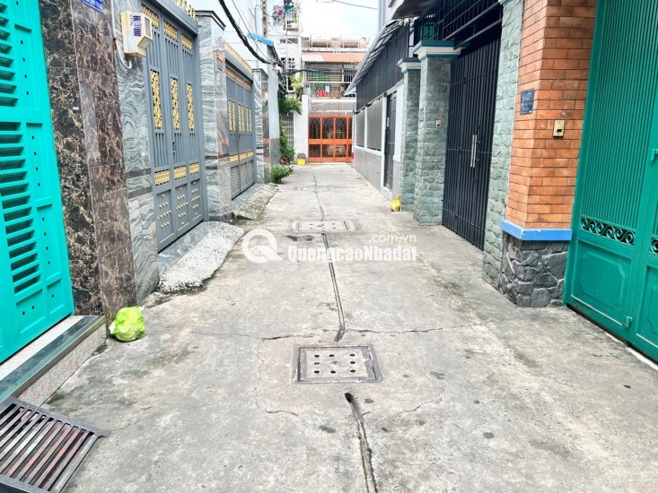 Siêu phẩm Trịnh Đình Trọng - Tân Phú - 5 tầng - Chỉ 8 tỷ