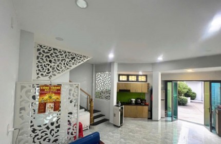 Bán nhà CMT8 31m2 4 lầu 7.3tỷ có TL
