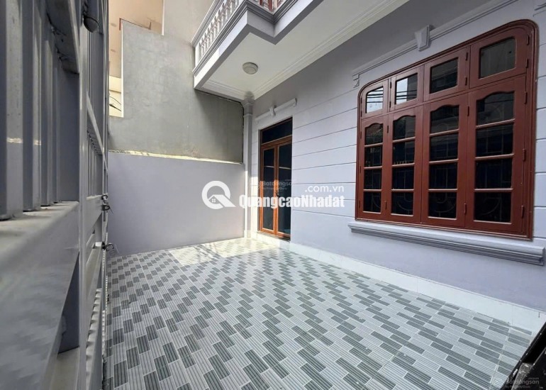 CHO THUÊ NHÀ 3 TẦNG - Ô TÔ ĐỖ SÂN tại PHÚ THƯỢNG, TÂY HỒ, HÀ NỘI- GIÁ 15TR/ THÁNG
