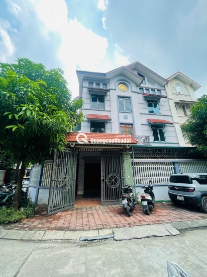CHO THUÊ BIỆT THỰ LIỀN KỀ INTRACOM – 66 TRUNG VĂN, LÔ GÓC 2 MẶT THOÁNG. LH:0921209888