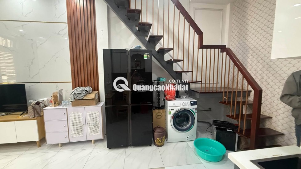 NHÀ MỚI ĐẸP FULL NỘI THẤT CAO CẤP - NGAY CÔNG VIÊN LÀNG HOA GÒ VẤP - 4MX9M - 2 TẦNG - GIÁ 3,4 TỶ