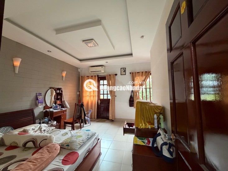 Nhà mặt tiền đường 3 tầng đường số 2 KDC - Bình Hưng 96m2