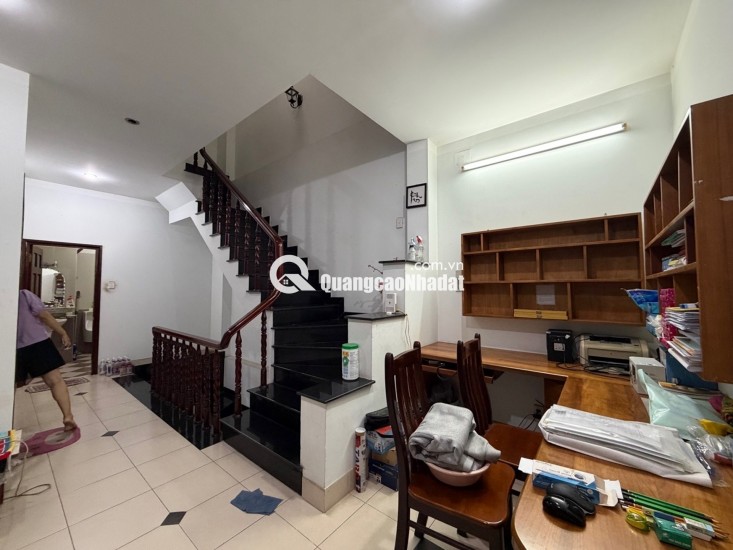 Nhà mặt tiền đường 3 tầng đường số 2 KDC - Bình Hưng 96m2