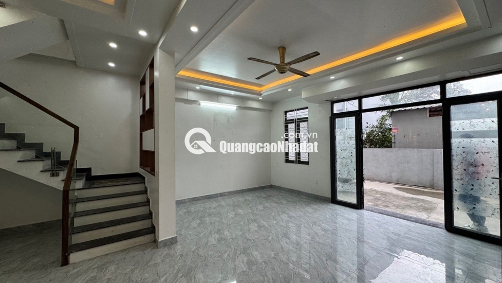 AN DƯƠNG 3 TẦNG - NGÕ Ô TÔ ĐỖ CỬA - 3 NGỦ kín - 2,35đ