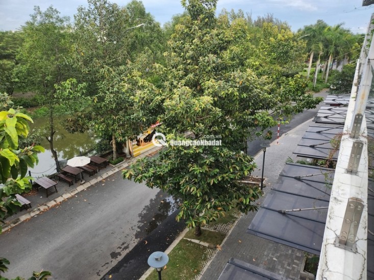Nhà mặt phố diện tích lớn tại xã Bình Hưng, cơ hội hiếm có với giá tốt