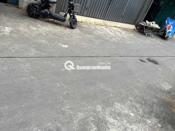 Bán nhà trọ cấp 4 nối dài 02 mặt hẻm trước . hẻm sau, liền kề gần giáp mặt tiền, đường lý thánh tông, quận tân phú, tphcm
