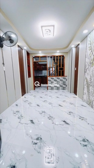 Bán nhà 4 tầng,diện tích sử dụng 80m2, 3PN, P3, Q.4, giá 6.7 tỷ, sổ đỏ chính chủ, LH 0793888191
